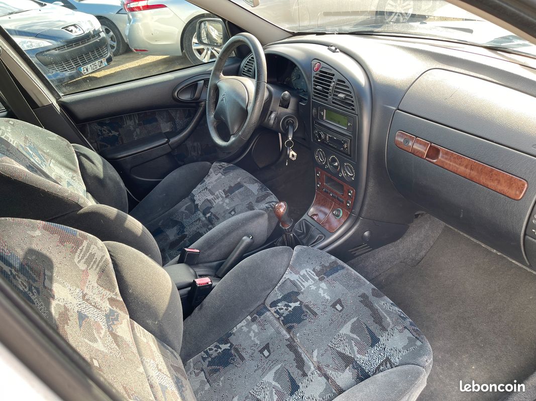 Citroen xsara 1.6 16v 110ch pack 5p (image 3)
