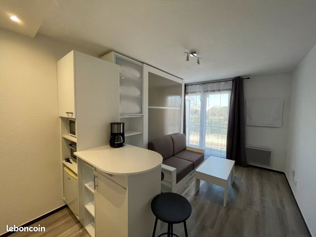 Studio 1 pièce 20 m² (image 1)
