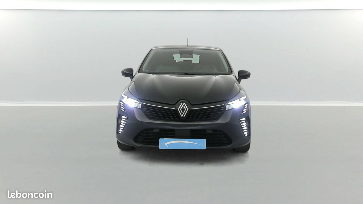RENAULT Clio E-Tech full hybrid 145 ch GSR2 Evolution (image 8)