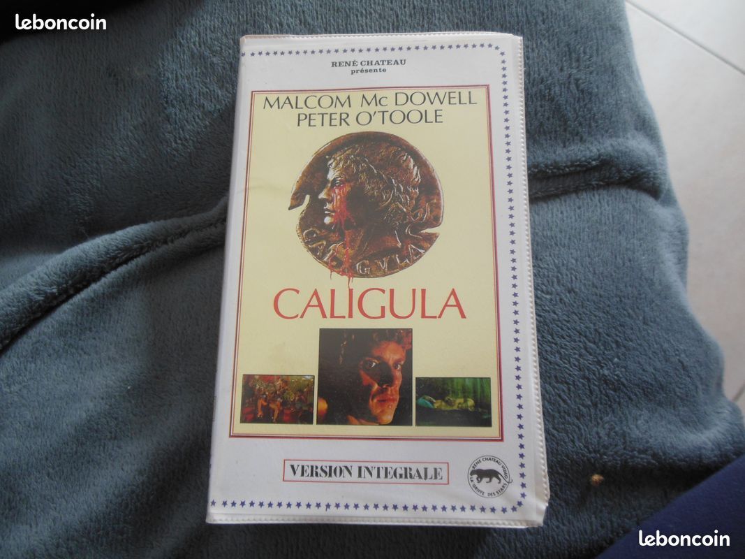 VHS-CALIGULA -RARE-version-integrale-RENE CHATEAU-MALCOM MC DOWELL-PETER O TOOLE (image 1)
