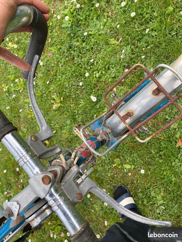 Guidon Vélo Ancien Peugeot 1900 – ⌀22, 47cm, Acier, Fabrication Française