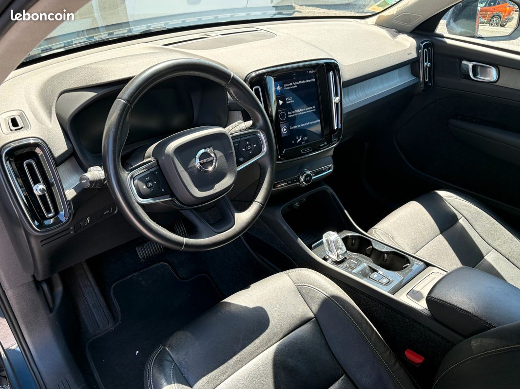 VOLVO XC40 D3 ADBLUE 150CH INSCRIPTION GEARTRONIc 8 (image 18)