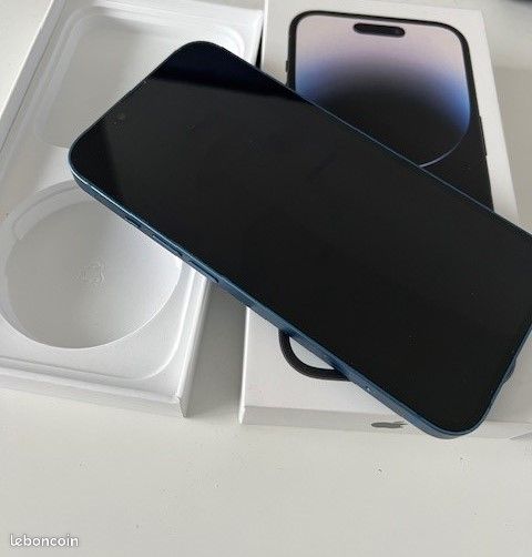 IPhone 13 Bleu 128 Go – Très bon état (image 3)