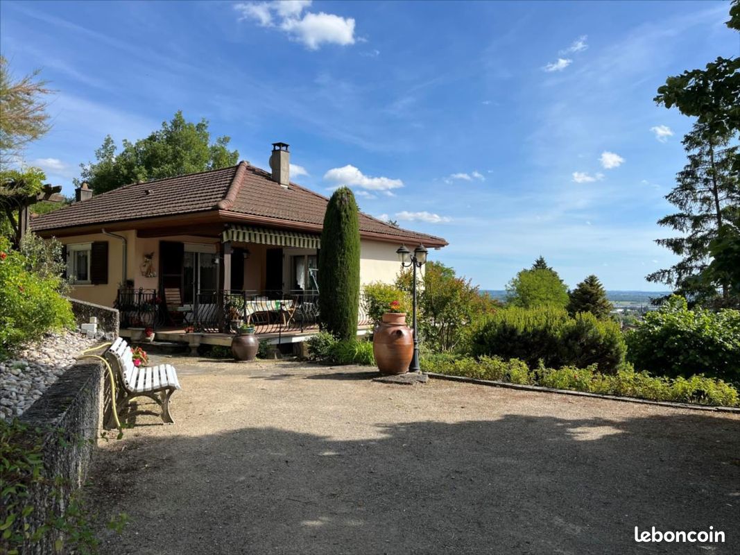 Maison 5 pièces 100 m² · à Dagneux · 100 m² · 520 000 €