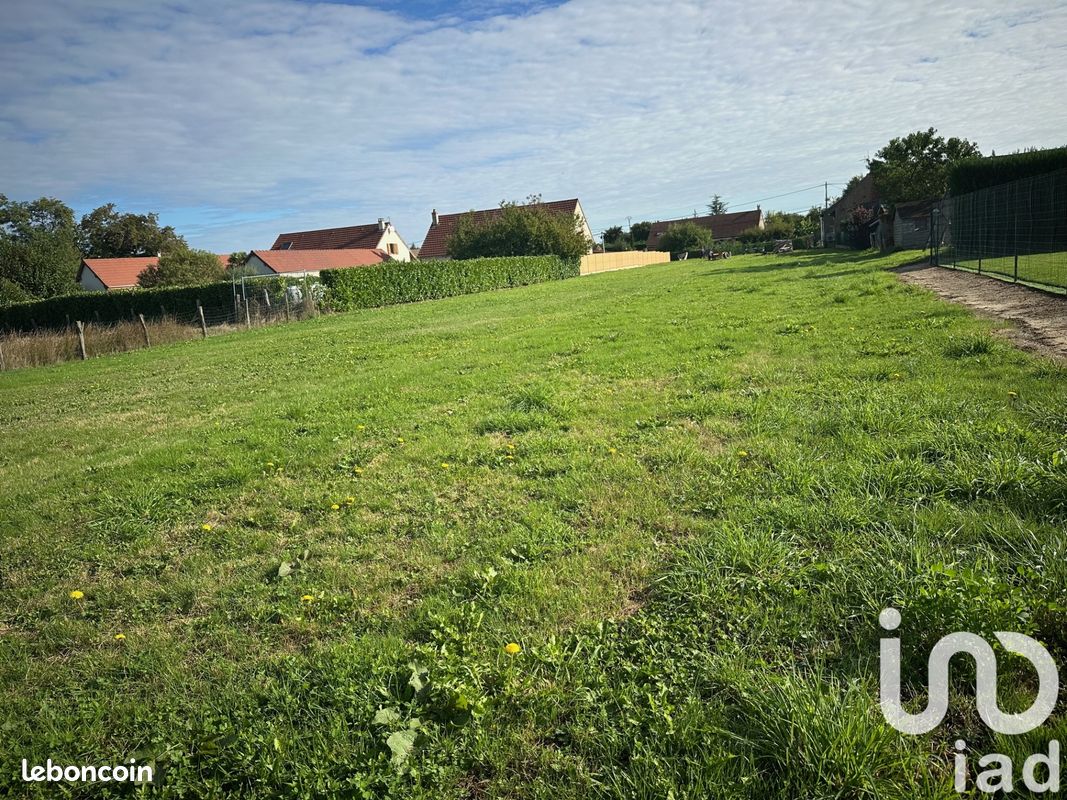 Terrain 560 m² · à Allériot · 560 m² · 47 500 €