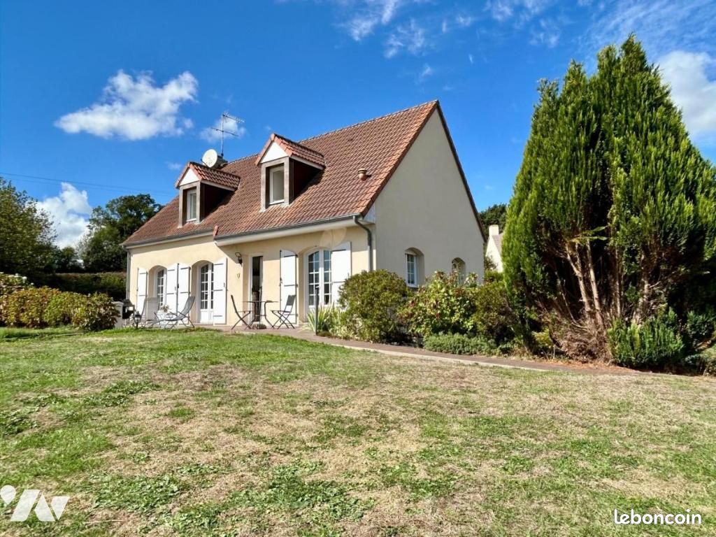 Maison 122 m² · à Montsenelle · 122 m² · 283 920 €