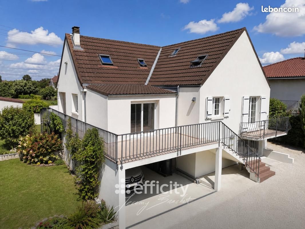 Maison 6 pièces 165 m² · à Niort · 165 m² · 289 500 €