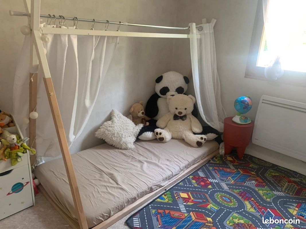 Lit tipi chambre enfant (image 1)