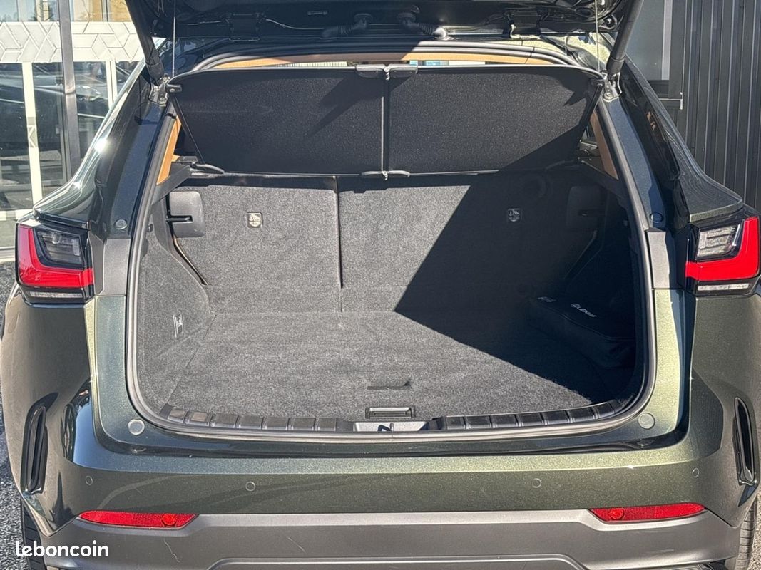 Lexus NX 350h Luxe 2WD PACK DESIGN MY25 (image 8)