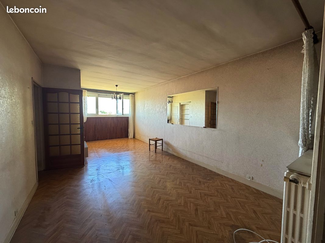 Appartement 3 pièces 69 m² · à Clermont-Ferrand · 69 m² · 75 600 €