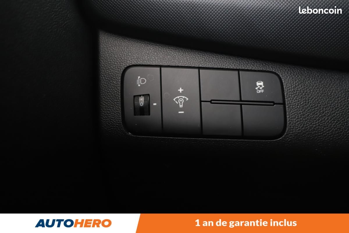 Hyundai i10 1.0 Intuitive 66 ch (image 19)