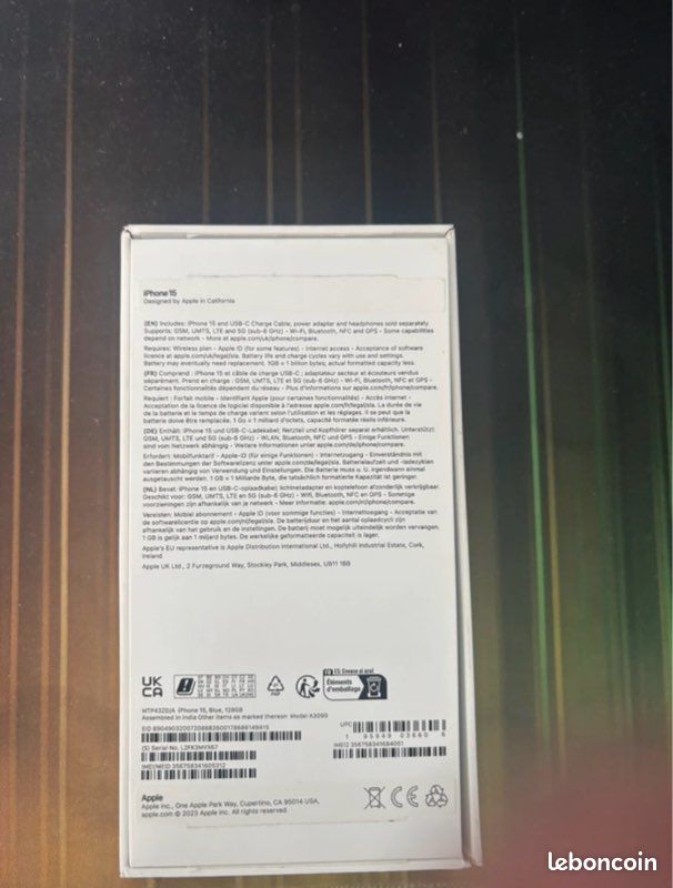 IPhone 15 bleu claire (image 3)