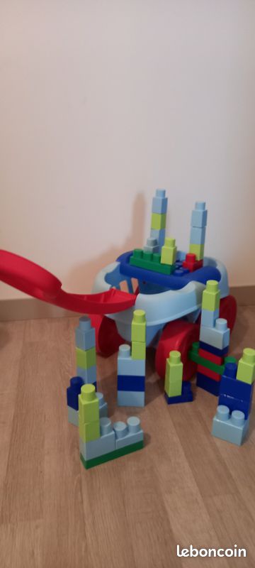 Chariot abrick (image 1)