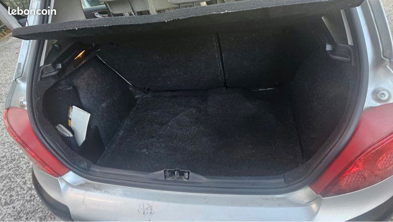 Peugeot 307 1.6 16v essence – 166 644 km – 5 portes (image 11)
