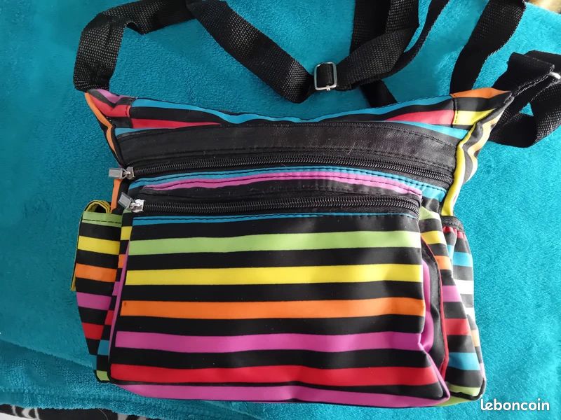 Sac à mains à rayures multicolores (image 1)