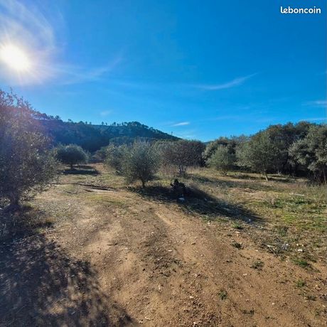 Terrain 766 m² Cuges Les Pins