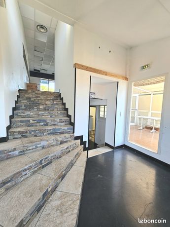 Maison 2 pièces 92 m² — 7