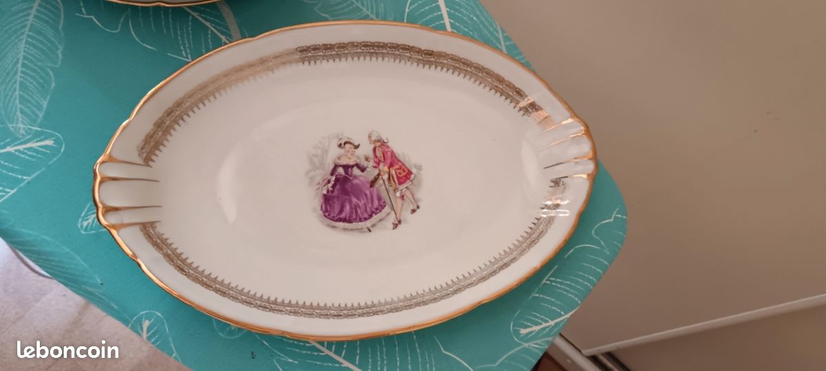 Service porcelaine de limoges "Fragonard" (image 7)