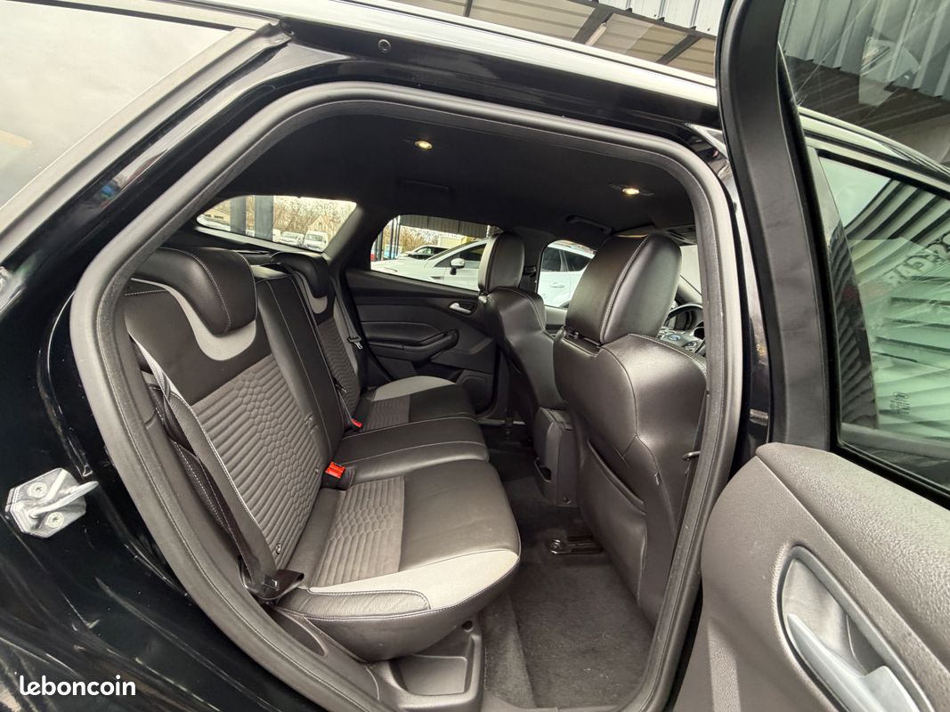 Ford Focus ST SW 2.0 TDCI 185CH Powershift Excellent état Garantie 1an (image 5)