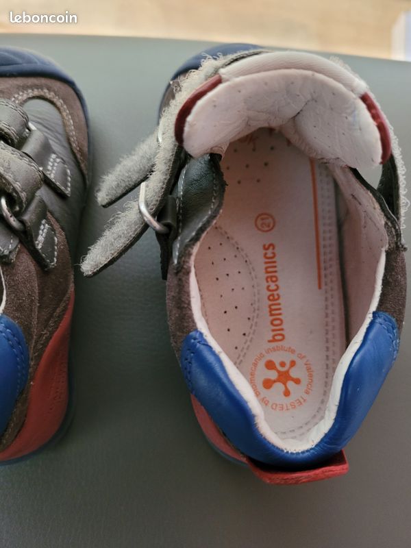 Paire de basket BIOMECANICS T21 (image 2)