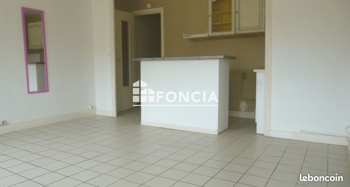 Appartement 1 pièce 25 m² · à Neuville-sur-Saône · 25 m² · 403 €/mois