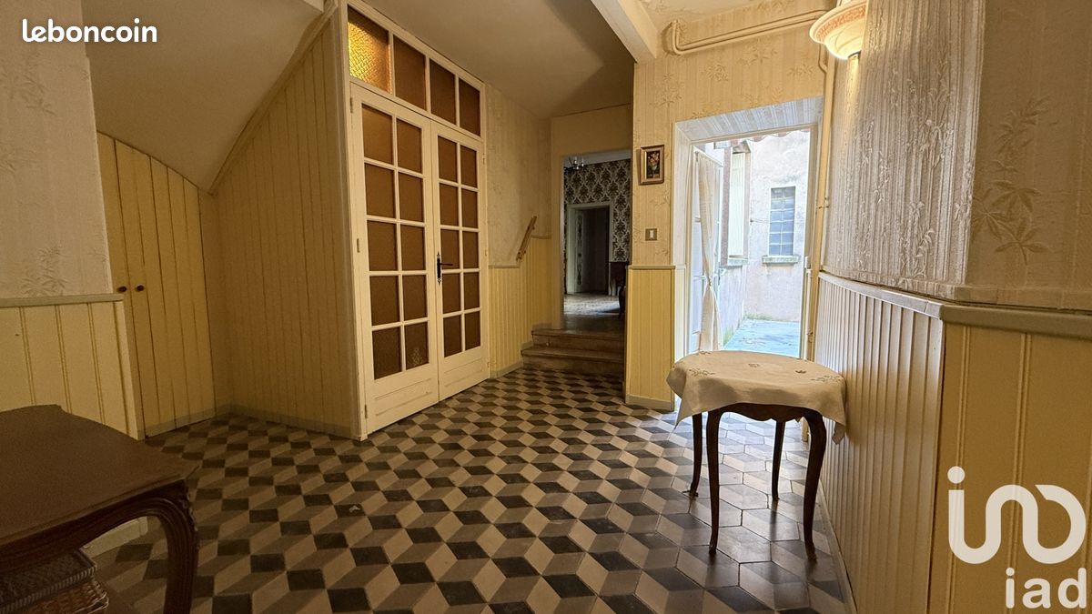 Maison 8 pièces 180 m² · à Aspiran · 180 m² · 164 000 €