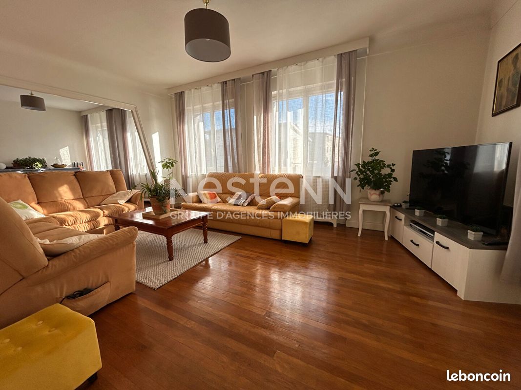 Maison 7 pièces 153 m² · à Ussel · 153 m² · 246 100 €