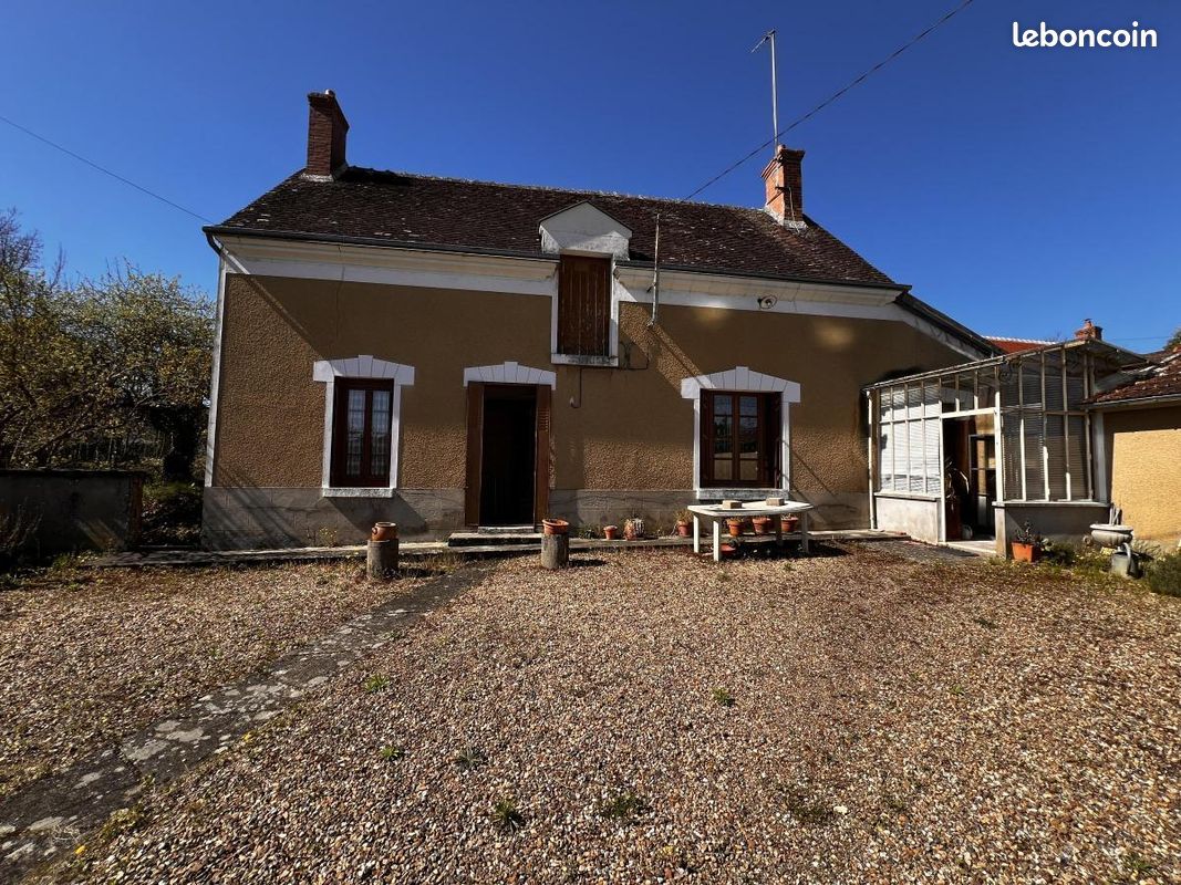 Maison 3 pièces 73 m² · à Thésée · 73 m² · 96 000 €