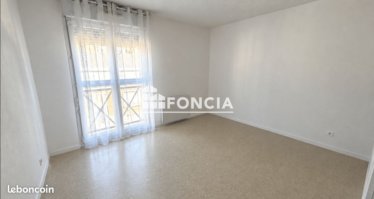 Appartement 1 pièce 17 m² · à Arras · 17 m² · 300 €/mois