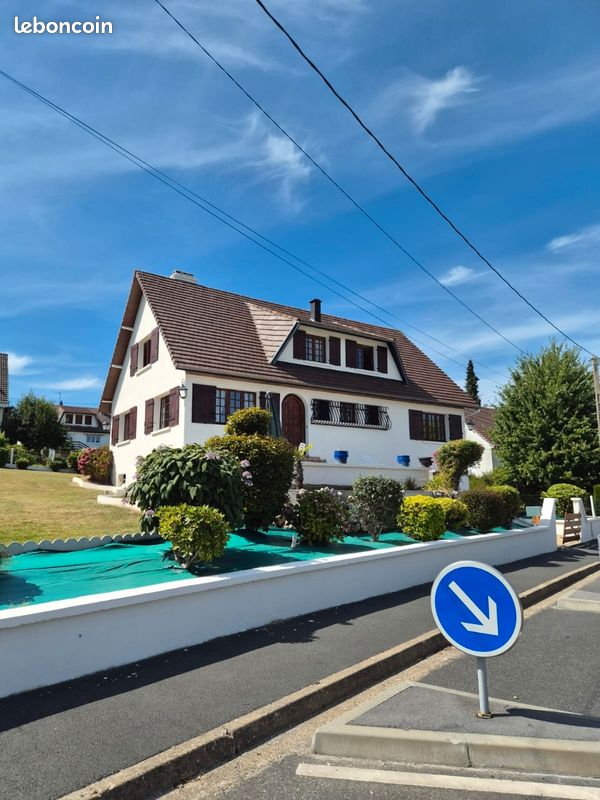 Maison 14 pièces 264 m² · à Montivilliers · 264 m² · 575 000 €
