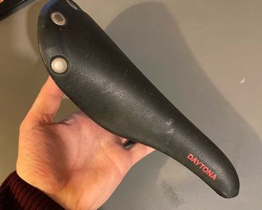 Selle De Vélo Vintage Italcicli En Cuir Brun - Avec Suspension, Noire, Occasion Avec Traces D'usure