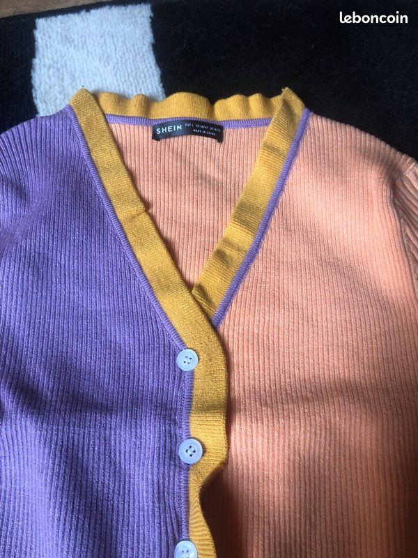 Tee shirt multicolore pas de livraison neuf (image 3)