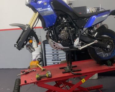 Garage moto Atelier entretien / réparation scooter et moto bagnolet - Équipement  moto