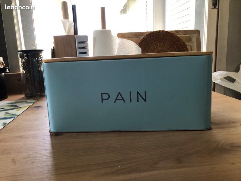 Boîte à pain (image 1)