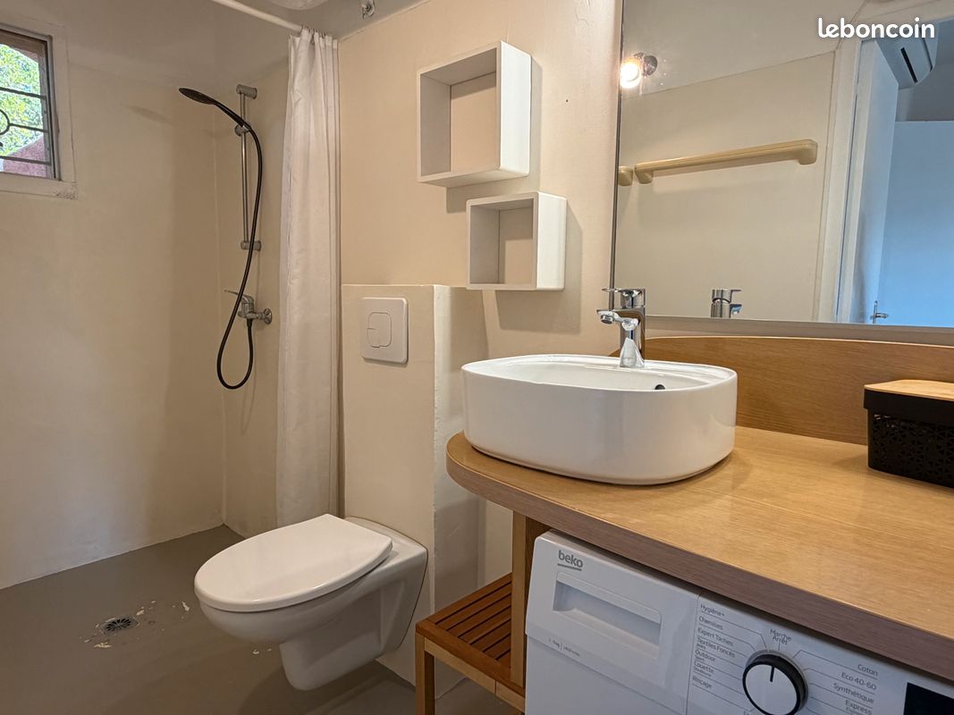 Appartement , Piscine , Plage à pied (image 2)