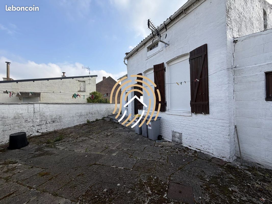 Maison 8 pièces 164 m² · à Roost-Warendin · 164 m² · 128 000 €
