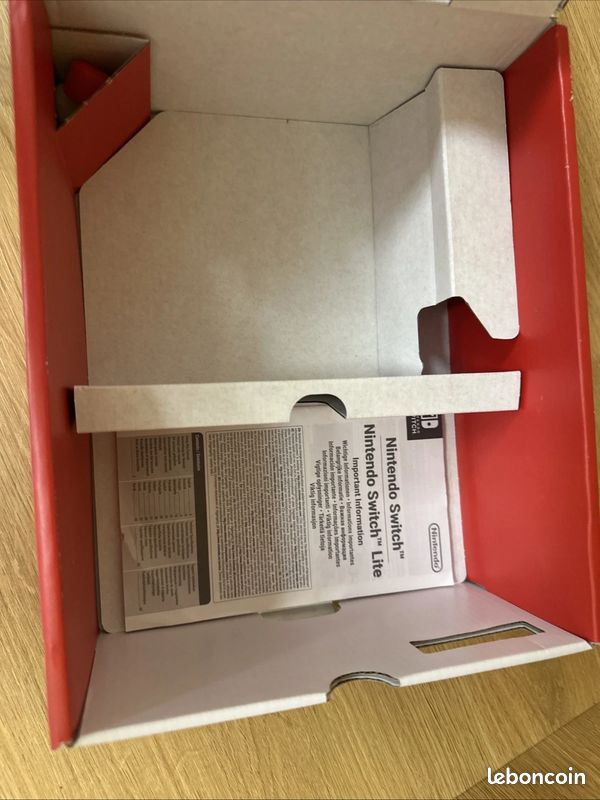 Boîte vide Nintendo Switch -vide Réf 110 (image 3)
