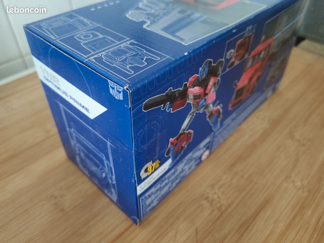 Transformers Optimus Prime Volvo VNR (image 6)