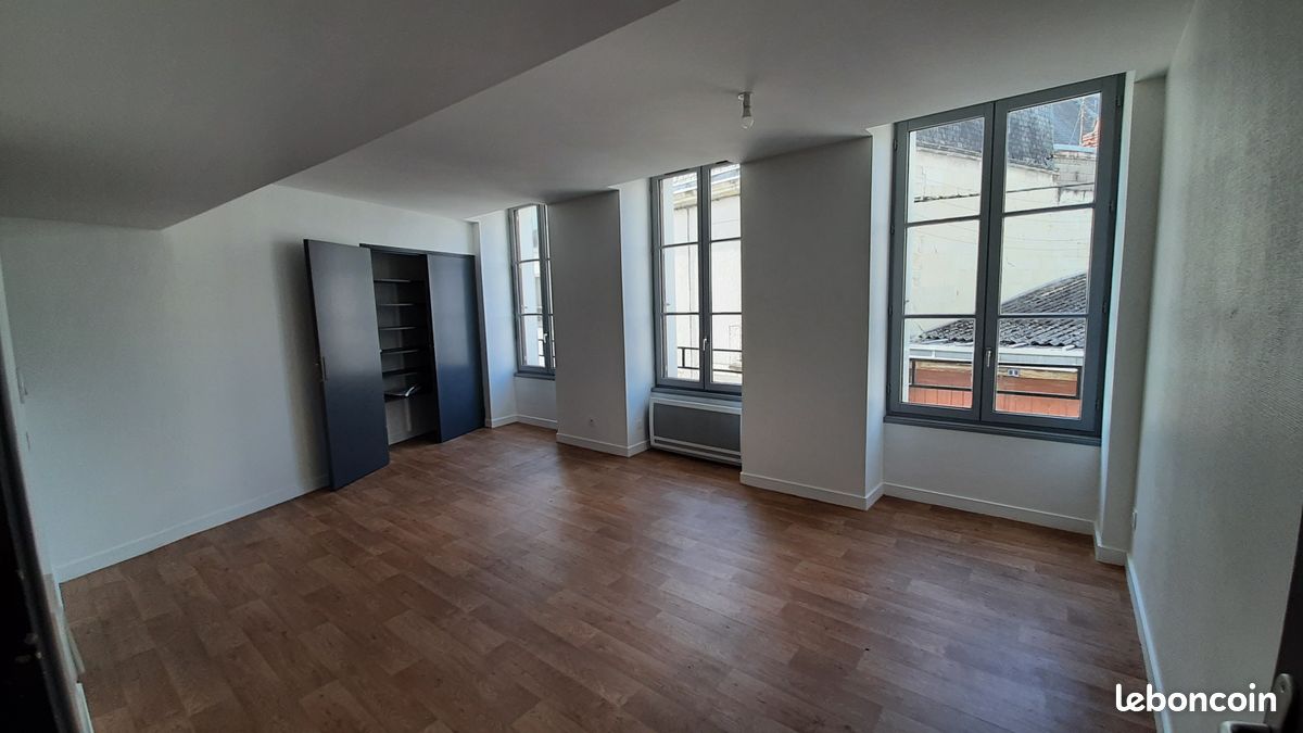Appartement 2 pièces 44 m² · à Châtellerault · 44 m² · 440 €/mois