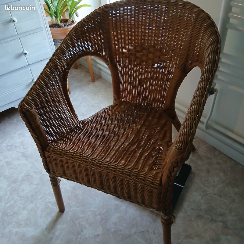 À vendre fauteuil rotin (image 1)