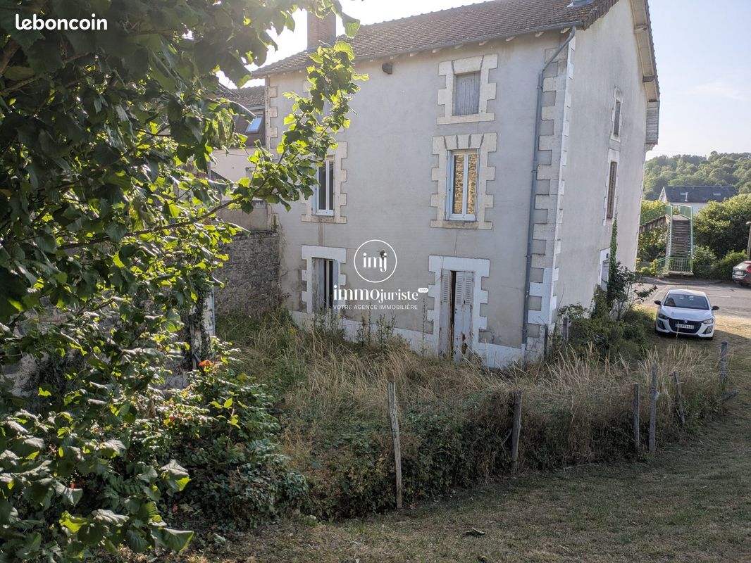 Maison 7 pièces 163 m² · à Saillat-sur-Vienne · 163 m² · 96 300 €