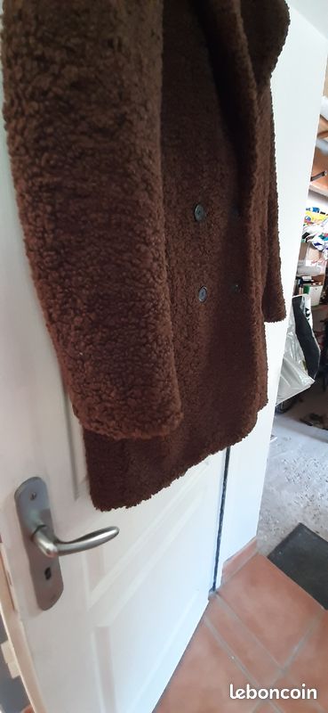 Manteau 3/4 style moutonné porté 1 fois (image 2)