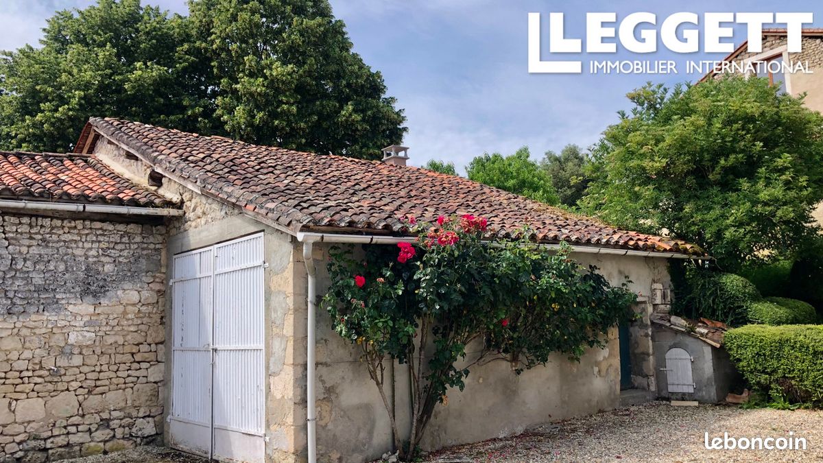 Maison 5 pièces 146 m² - Villebois-Lavalette 16320 (image principale 8)