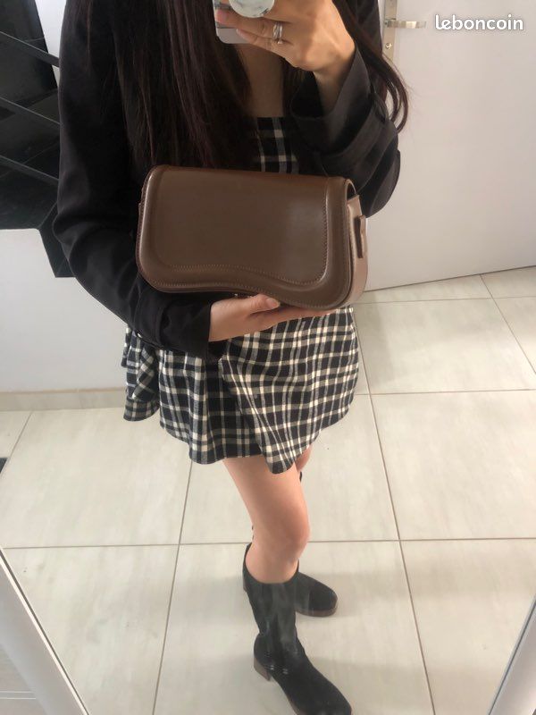 Sac à bandoulière marron tout neuf avec forme jolie et chic sac à main fashion (image 17)