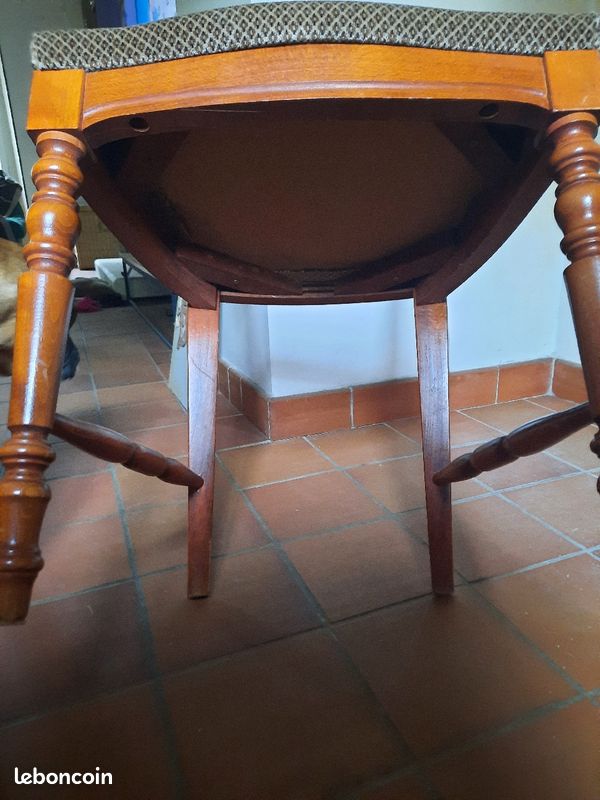 Chaise ancienne (image 2)