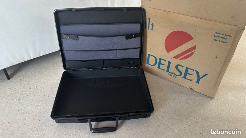 Valise attaché-case rigide noire DELSEY (image 1)