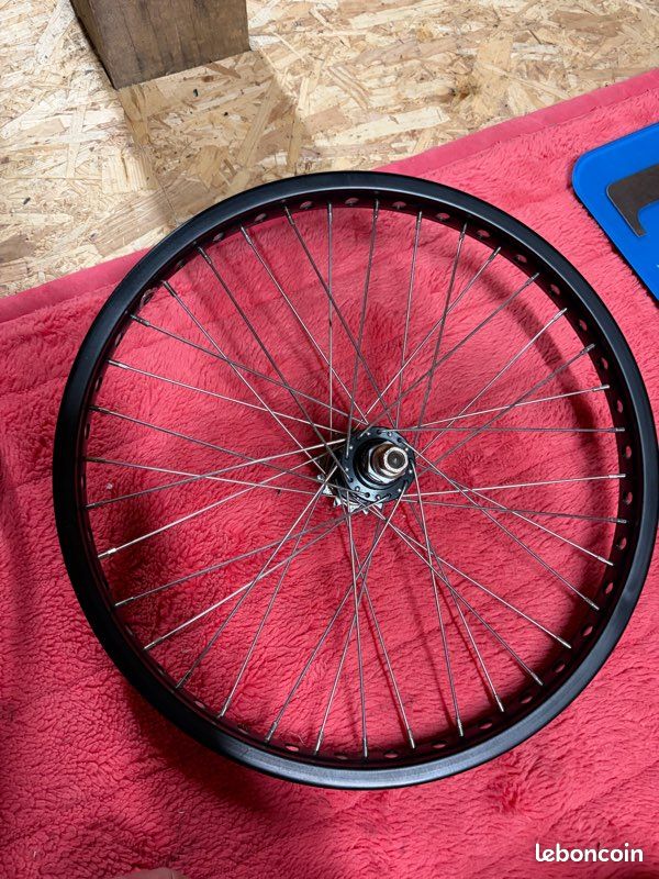 Jeu De Roues BMX Wish-Bone 20 Pouces - Jantes Tubulaires, Frein Sur Jante - Noir