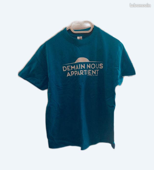 T-shirt (image 1)