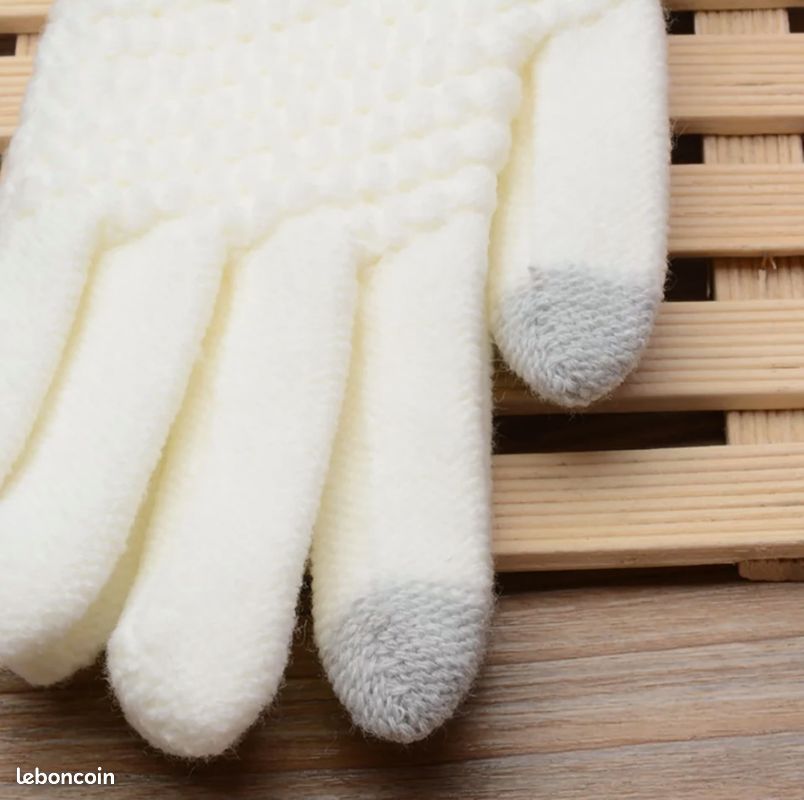 Gants tricotés tactiles pour l'hiver (image 3)