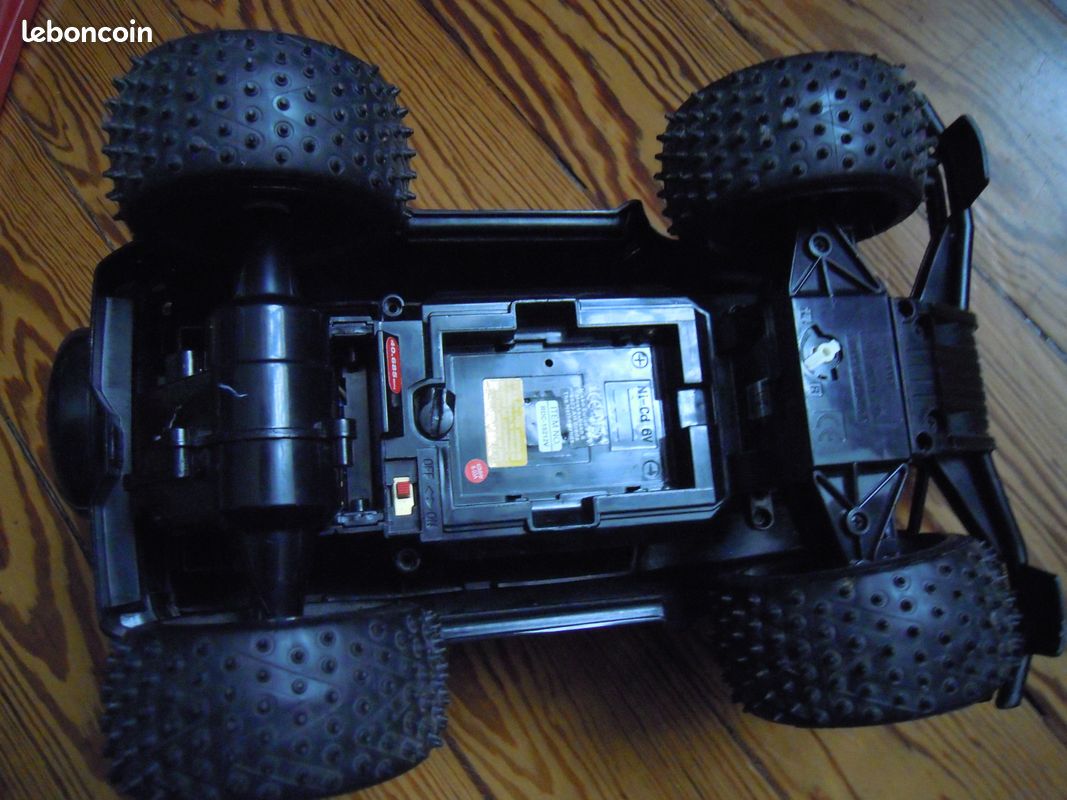 Jeep 4x4 téléguidée (image 5)